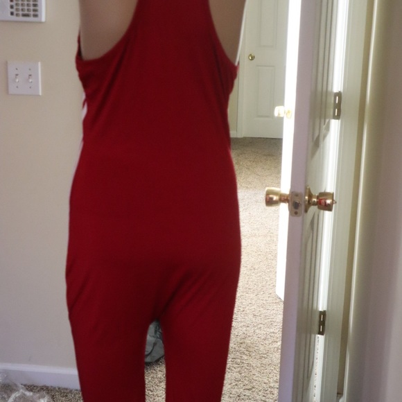 One piece - Picture 3 of 3